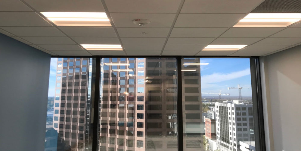 Recessed troffers in a drop ceiling